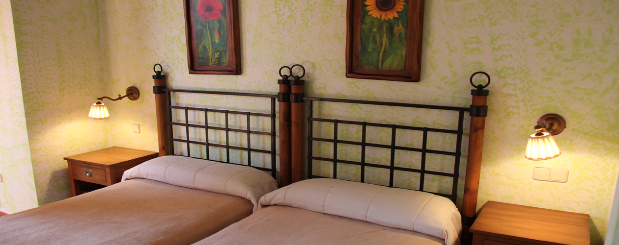 HABITACIONES HOTEL RURAL CASERON TRASTAMARA